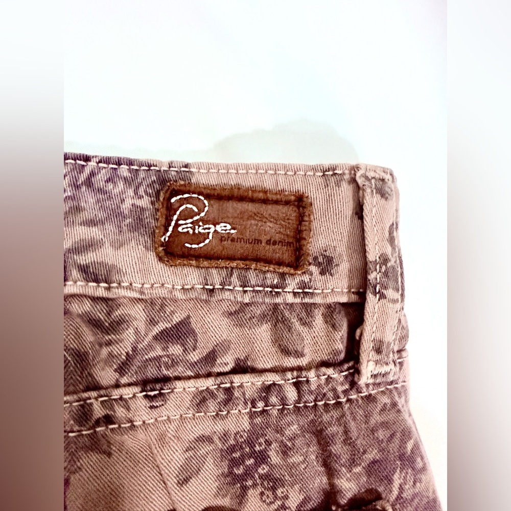 PAIGE “Peg Skinny” Low/Mid Rise Jeans With An All Over Flower Pattern Size 25 - Picture 9 of 14